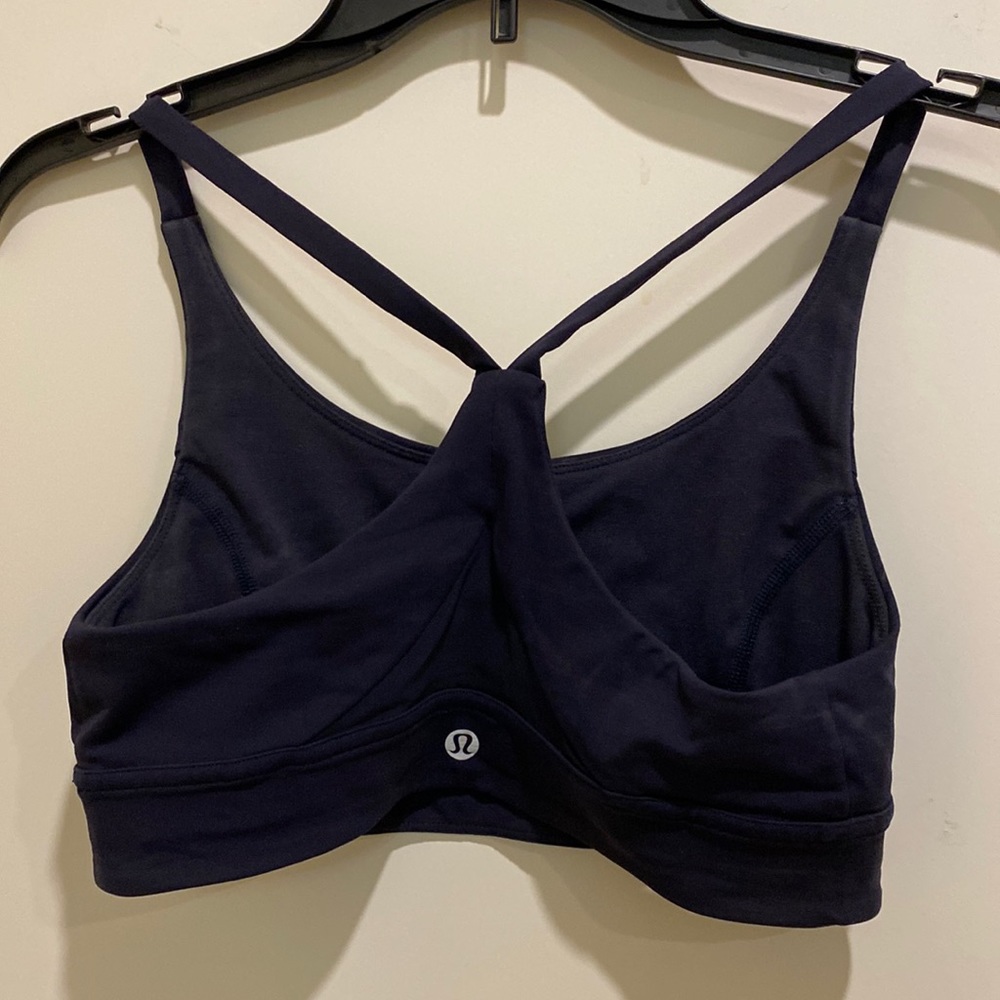 Navy Lululemon sports bra